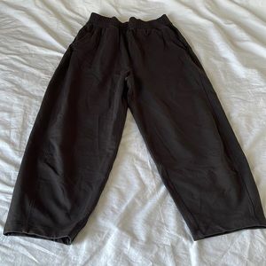 Lululemon LA barrel leg pant black granite